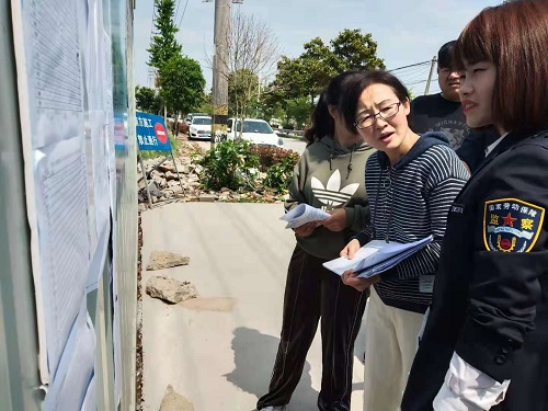 泰州市劳动局检查农民工工资发放情况